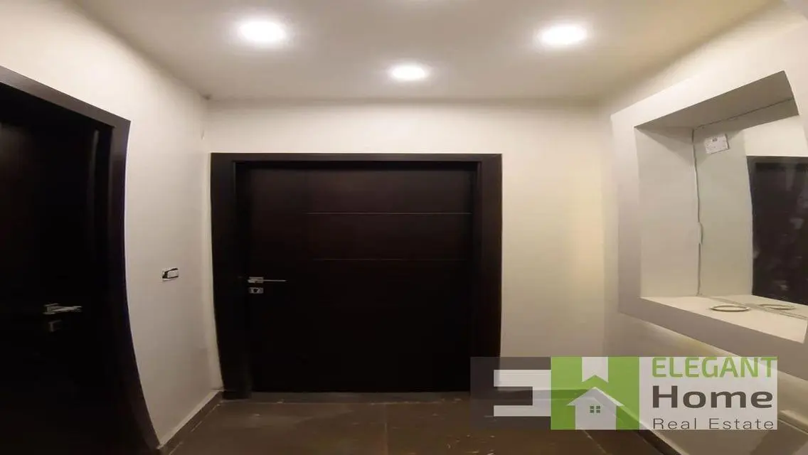 Semi furnished I-villa roof for rent in MVHP