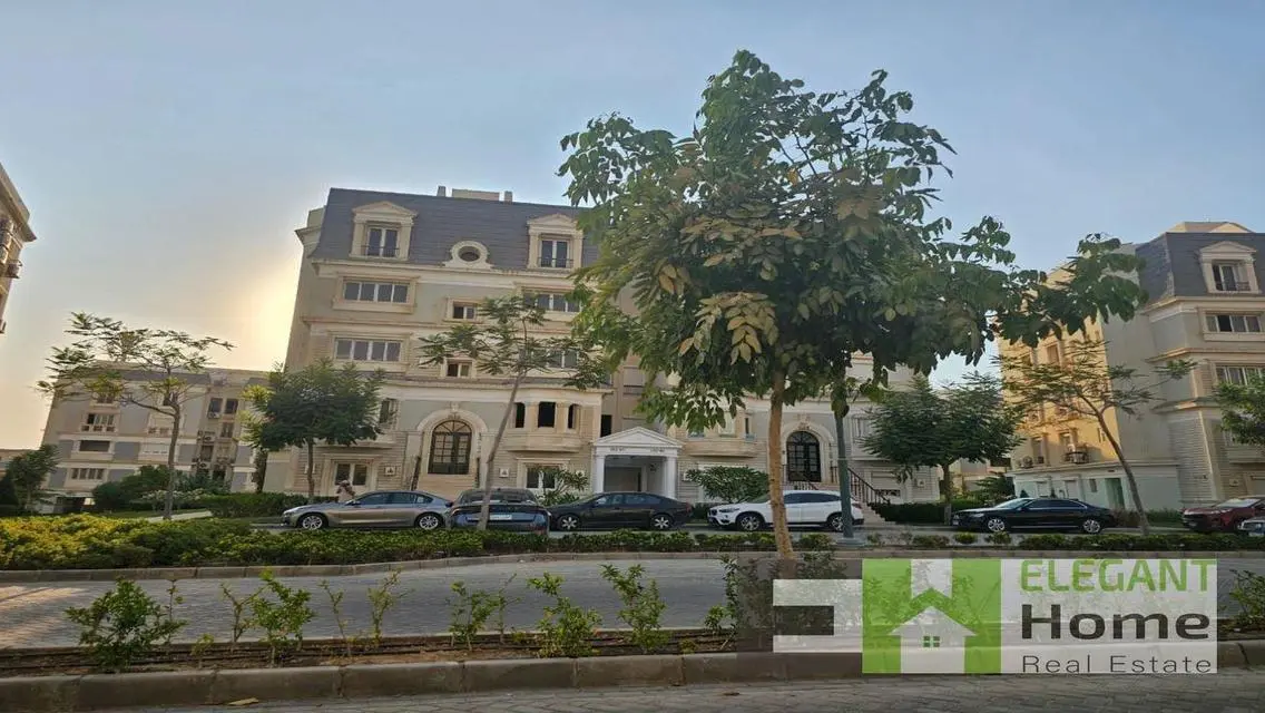 Semi furnished I-villa roof for rent in MVHP