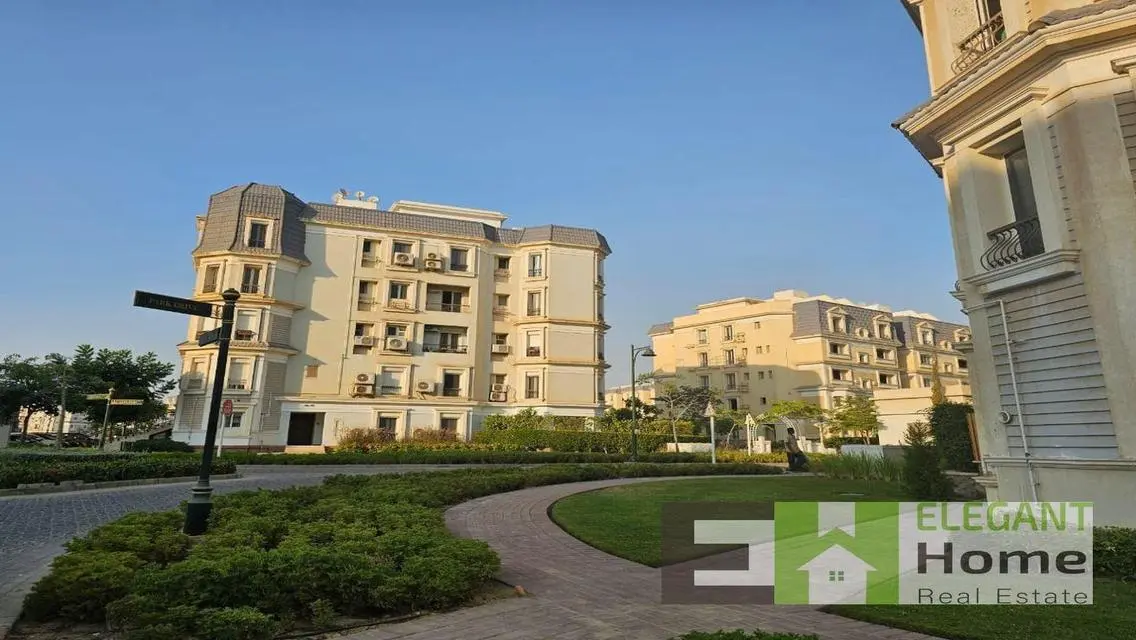 Semi furnished I-villa roof for rent in MVHP