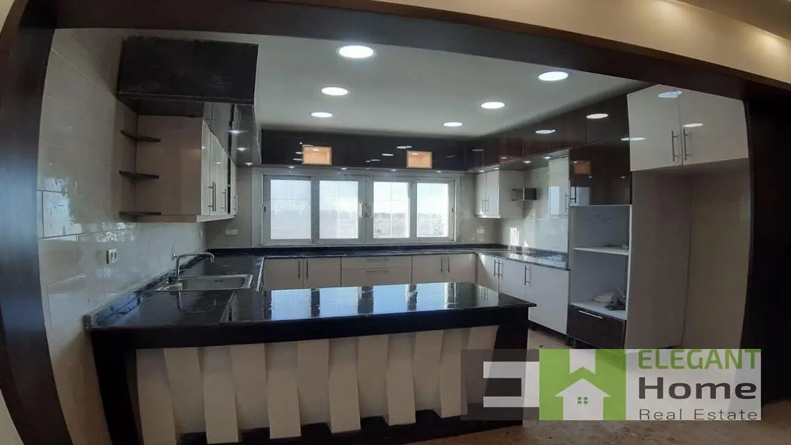 Semi furnished I-villa roof for rent in MVHP