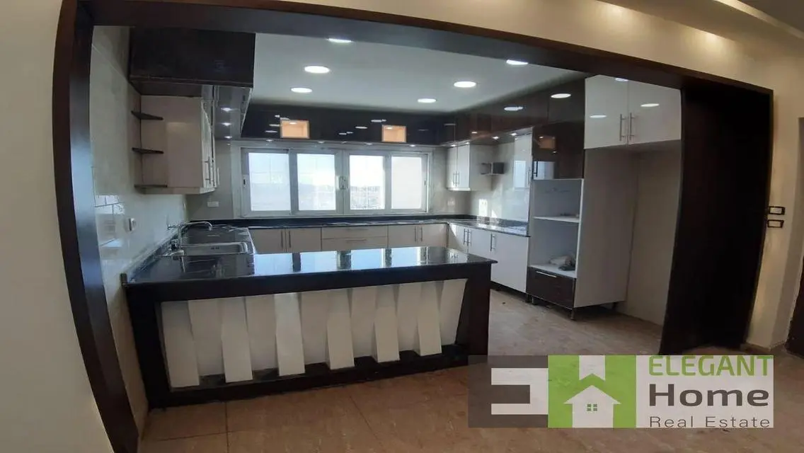 Semi furnished I-villa roof for rent in MVHP