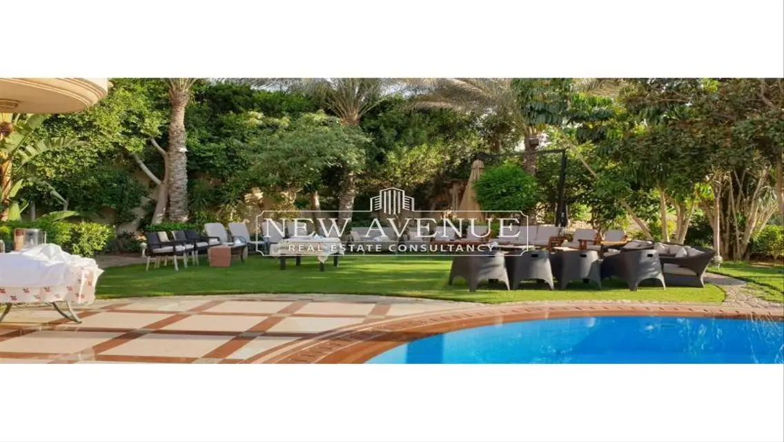 Luxury Apartment with Private Garden and Maid's Room