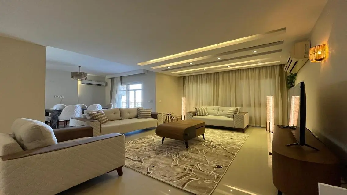 Luxury 2bedrooms with master room on garden view