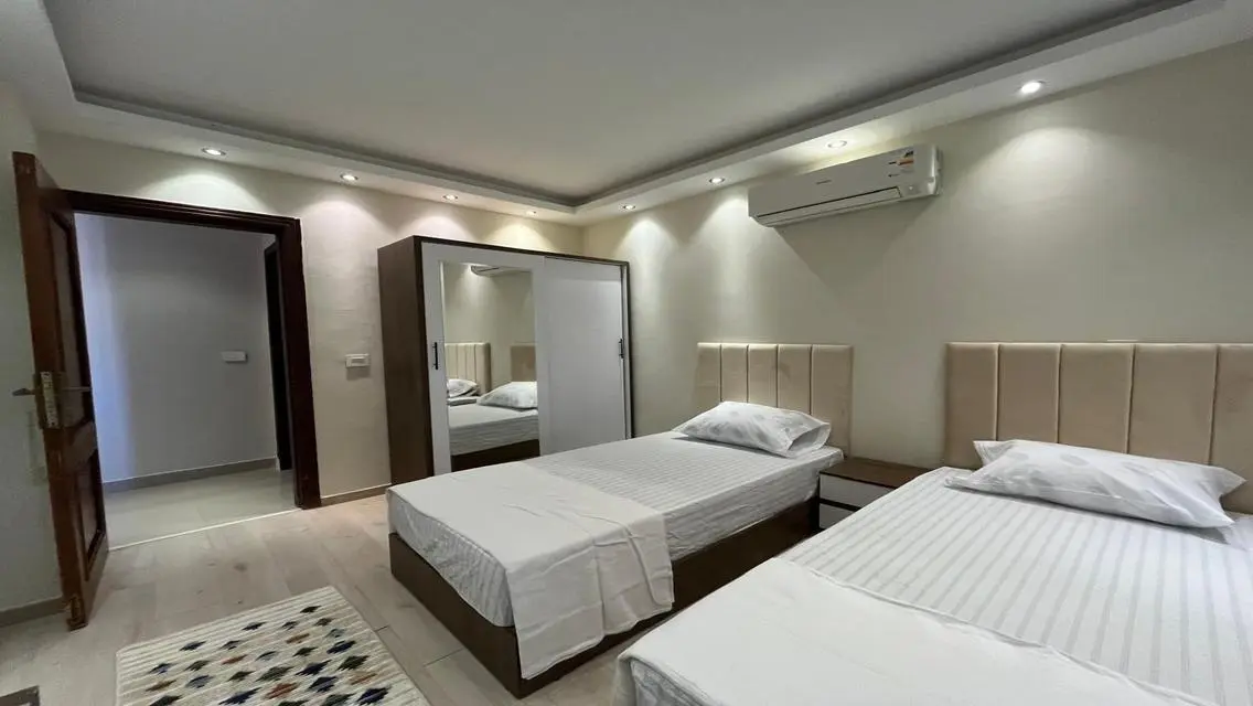 Luxury 2bedrooms with master room on garden view