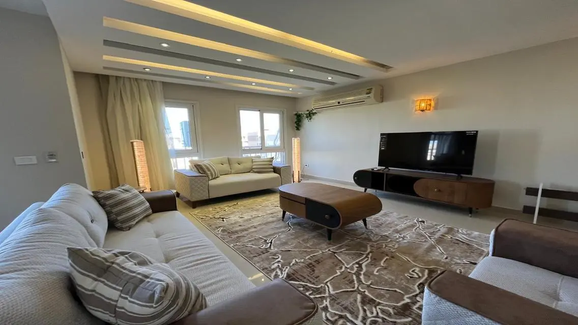 Luxury 2bedrooms with master room on garden view
