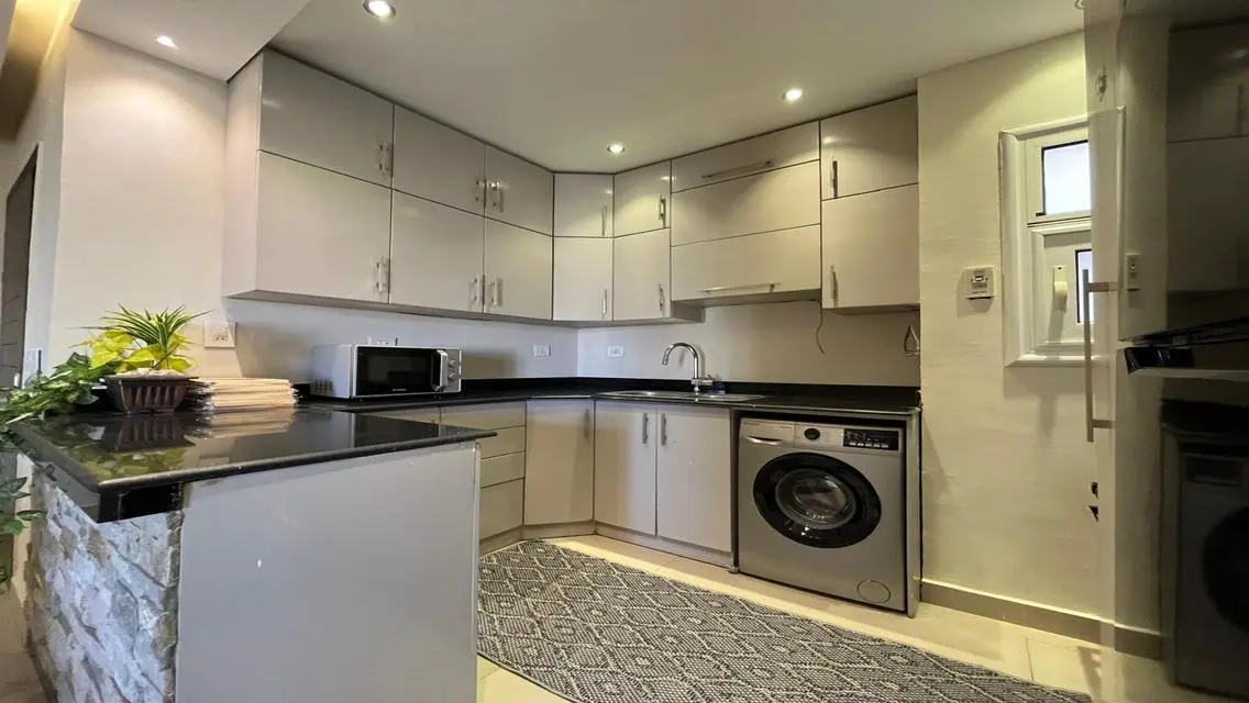 Luxury 2bedrooms with master room on garden view