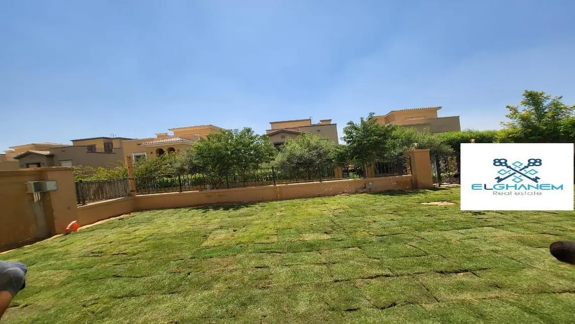 Standalone villa for rent prime location 350 m