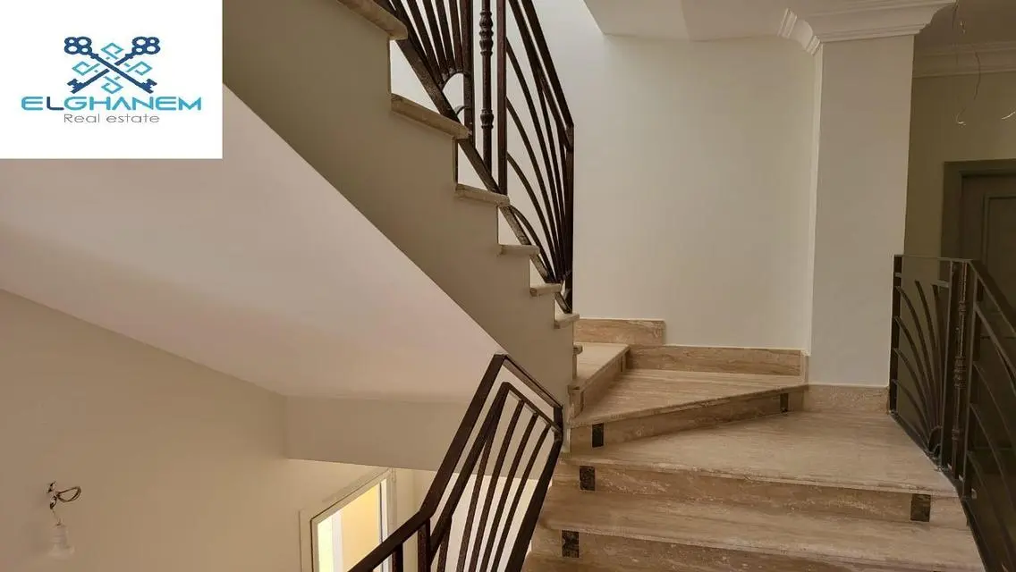 Standalone villa for rent prime location 350 m