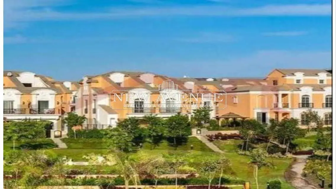 Town house 3 bedrooms for sale in Layan