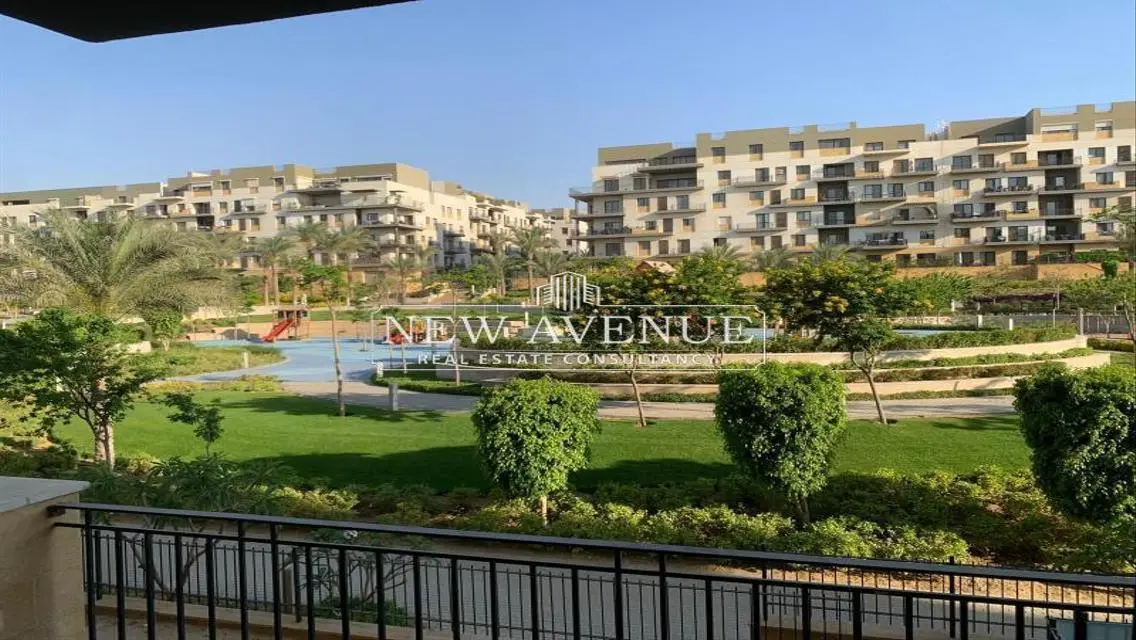 شقة للإيجار موقع متميز جداالترا تشطيب كامل ومفروش