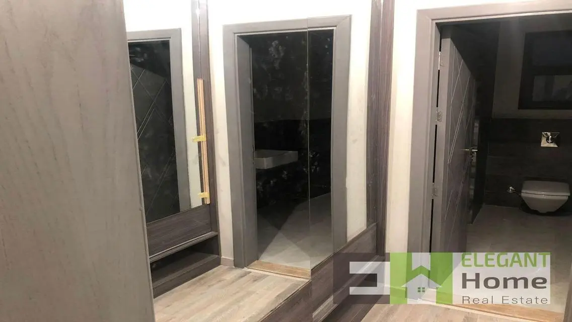 Town house(kitchen+ACs) for rent at Mivida
