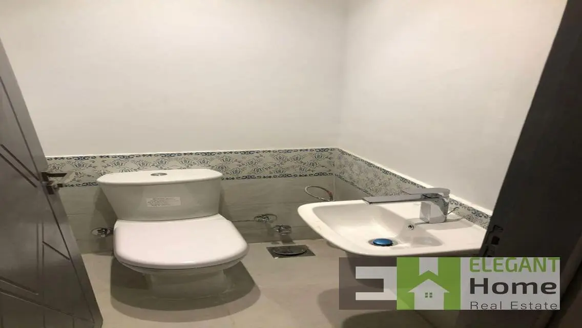 Town house(kitchen+ACs) for rent at Mivida