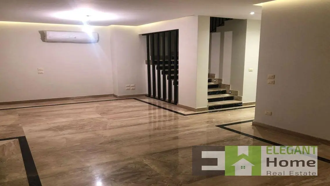 Town house(kitchen+ACs) for rent at Mivida