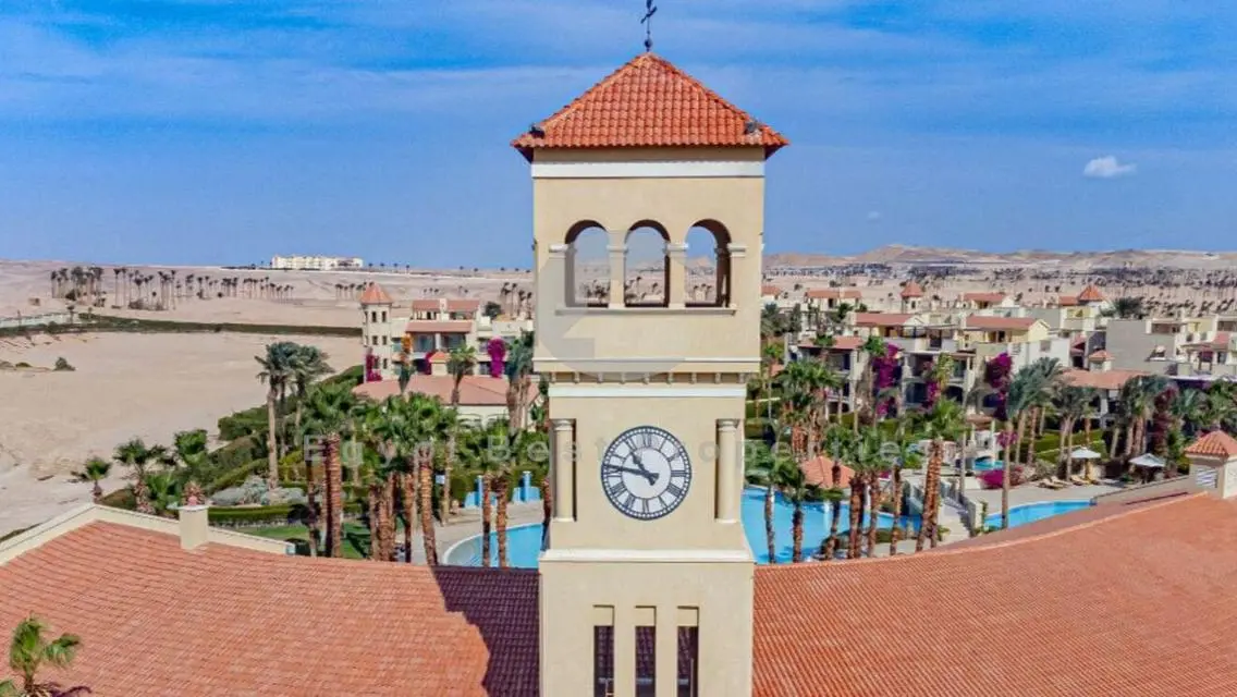 شاليه غرفة نوم بأقل سعر يري وجهتين في فيراندا