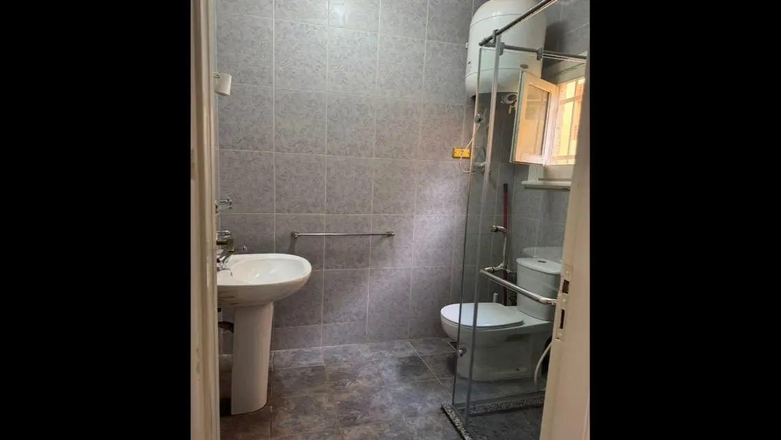 Apartment rent fully furnished university housing