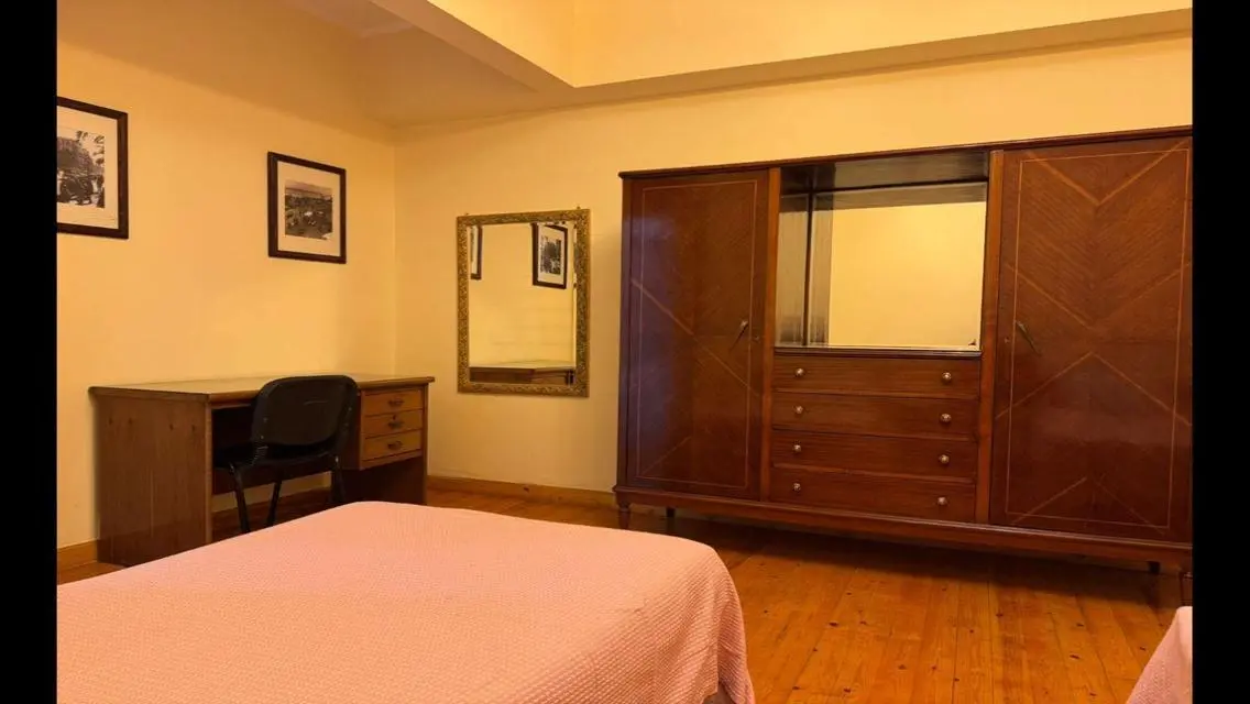 Apartment rent fully furnished university housing