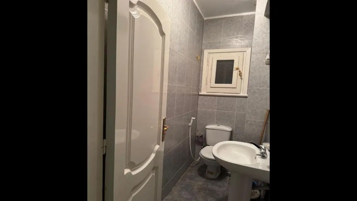 Apartment rent fully furnished university housing
