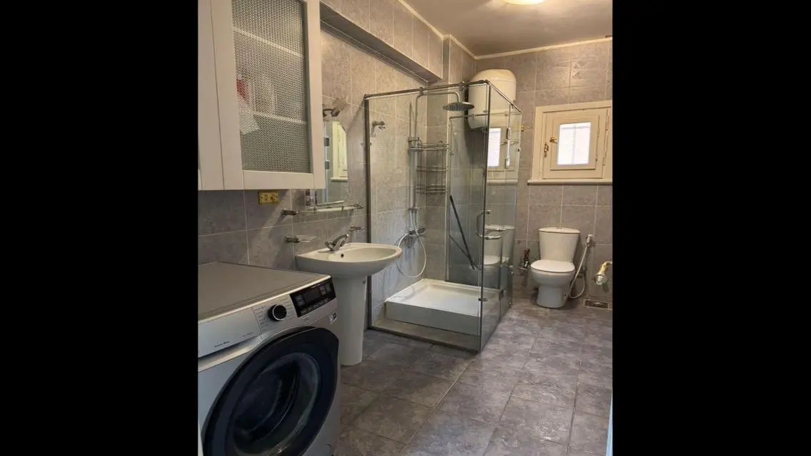 Apartment rent fully furnished university housing