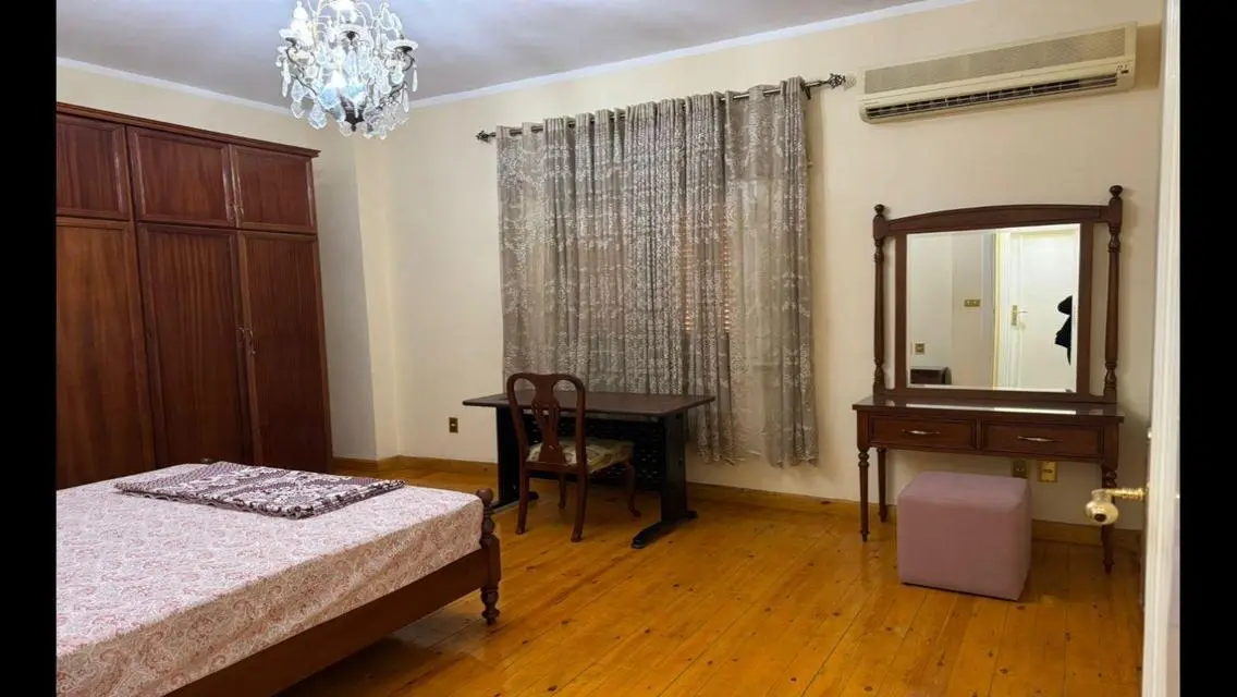 Apartment rent fully furnished university housing