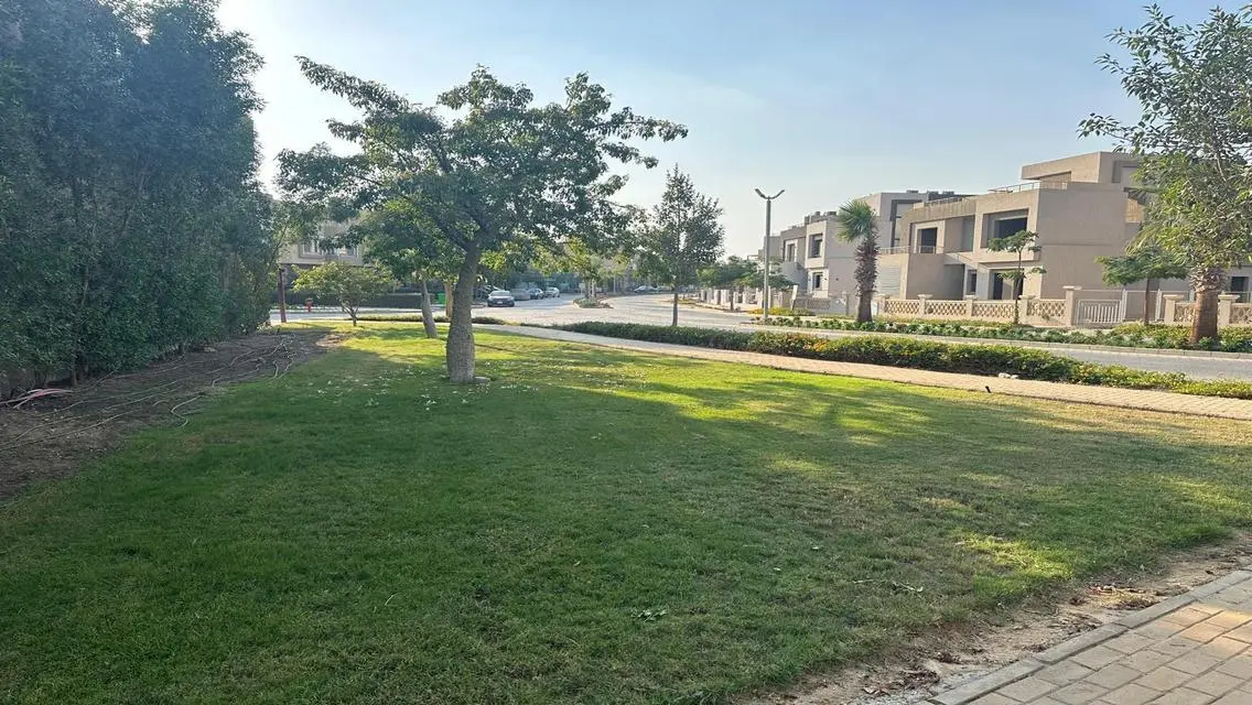 Luxurious 220 sqm Apartment for Sale in a Prime Location