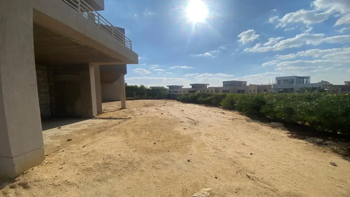 Luxurious 220 sqm Apartment for Sale in a Prime Location