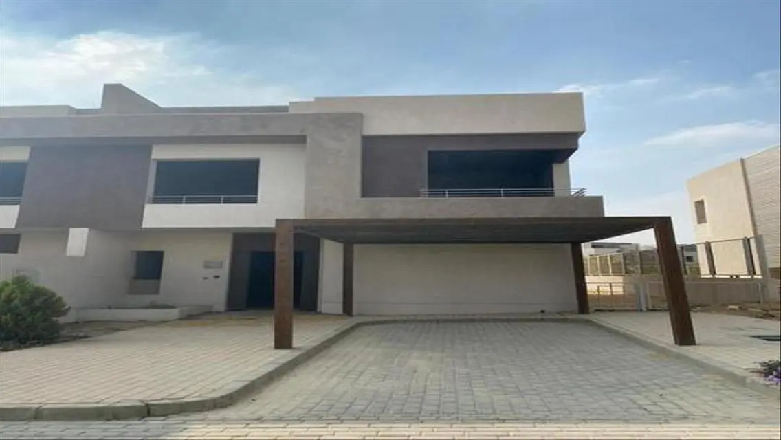 Luxurious 220 sqm Apartment for Sale in a Prime Location