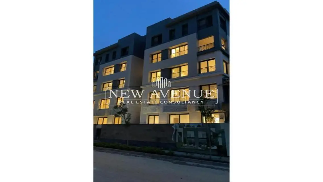 Fully finished Penthouse in Trio Gardens New Cairo