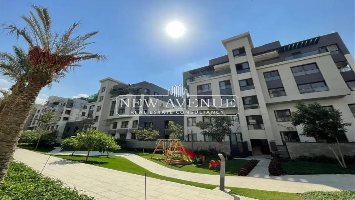 Fully finished Penthouse in Trio Gardens New Cairo