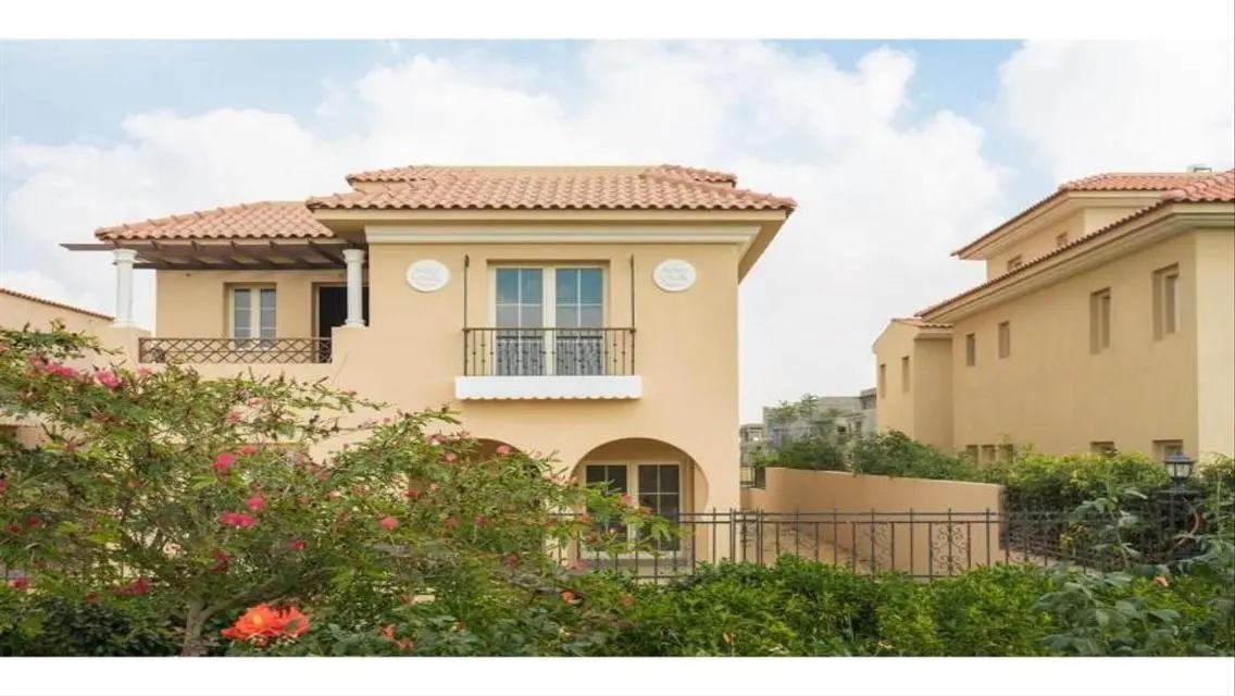 Own a twinhouse -inst over 10 years- in Hyde Park