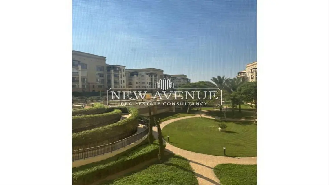 Apartment Very prime location in Uptown Cairo