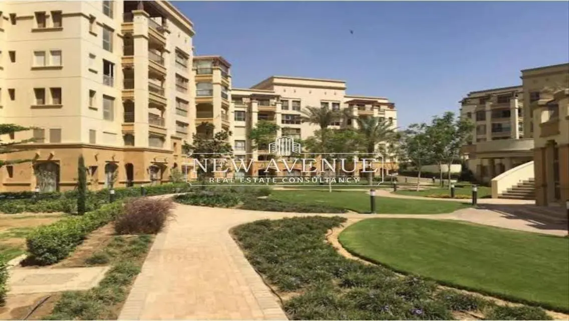 Apartment Very prime location in Uptown Cairo