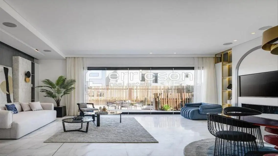 Under market price townhouse Badya, Palm Hills.