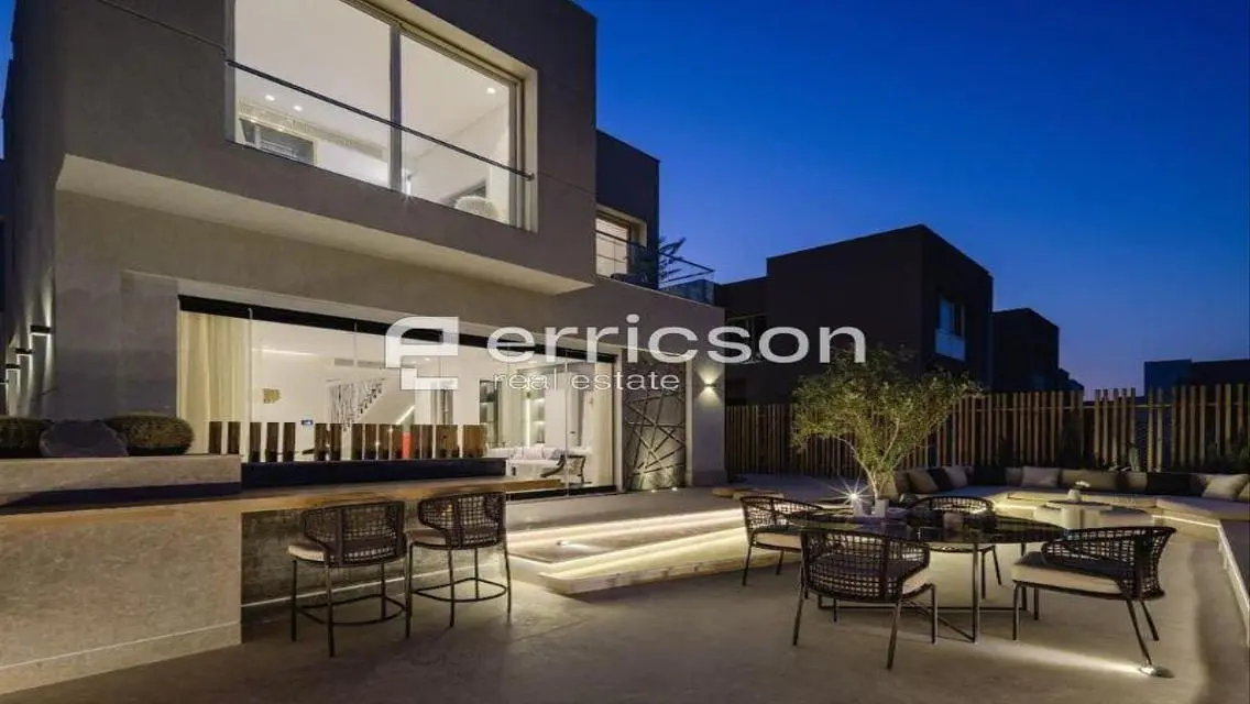 Under market price townhouse Badya, Palm Hills.
