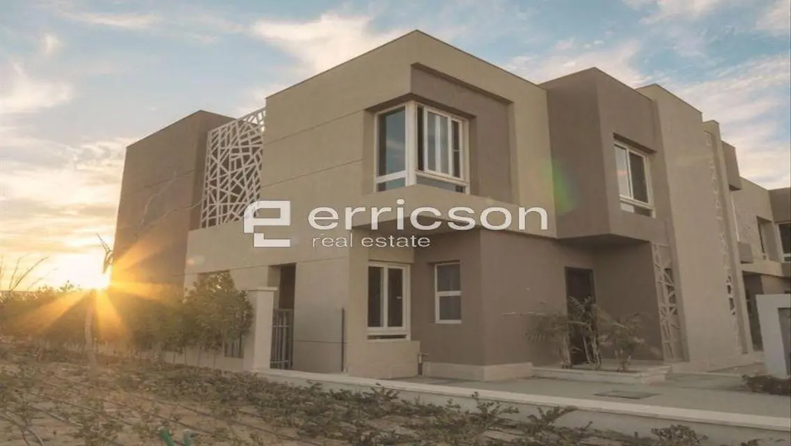 Under market price townhouse Badya, Palm Hills.