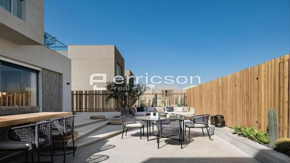 Under market price townhouse Badya, Palm Hills.