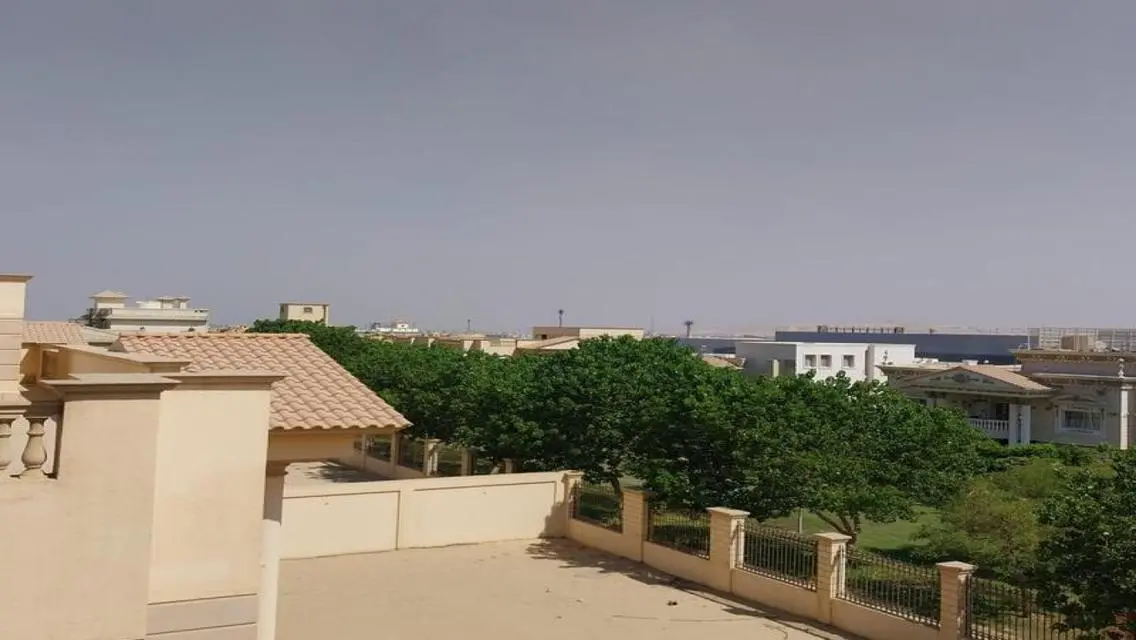 فيلا استلام فوري للبيع في رويال سيتي - الشيخ زايد