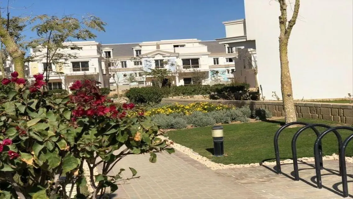 Apartment190m+Garden Rtm in mv i-city +prime price