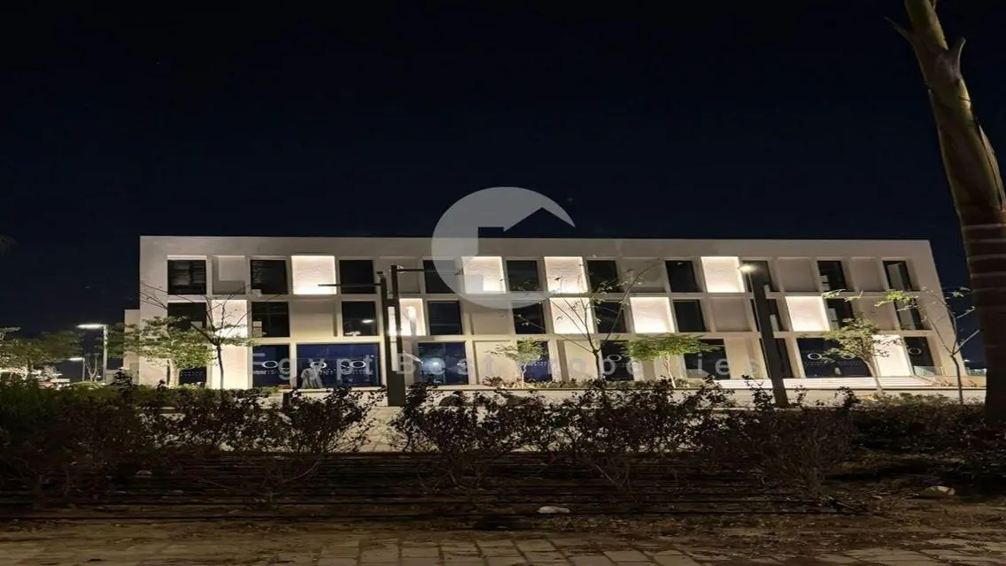 VILLA NEAR DELIVERY - PRIME LOCATION WITH 5% DP