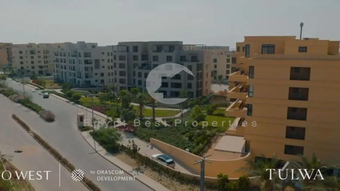 شقه 3 غرف مع حديقه - مقدمه 5% واقساط 8 سنين .