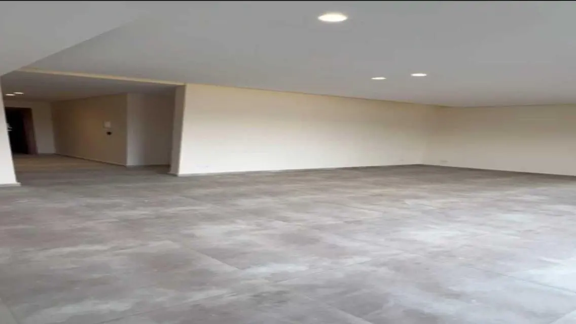 Luxury Apartment for Rent with Security Guard and Stunning View