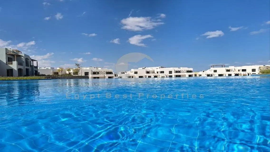 شاليه في موقع مميز و بإطلاله البحر - بدون 0% مقدم.