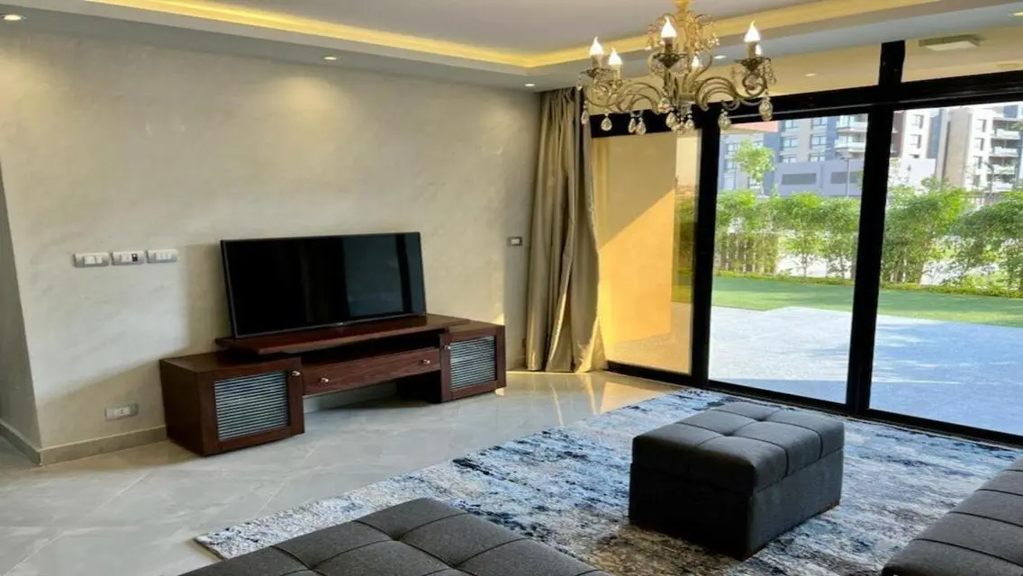 Furnished apartment with garden for rent, Azad