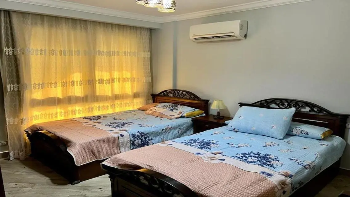 Furnished apartment with garden for rent, Azad