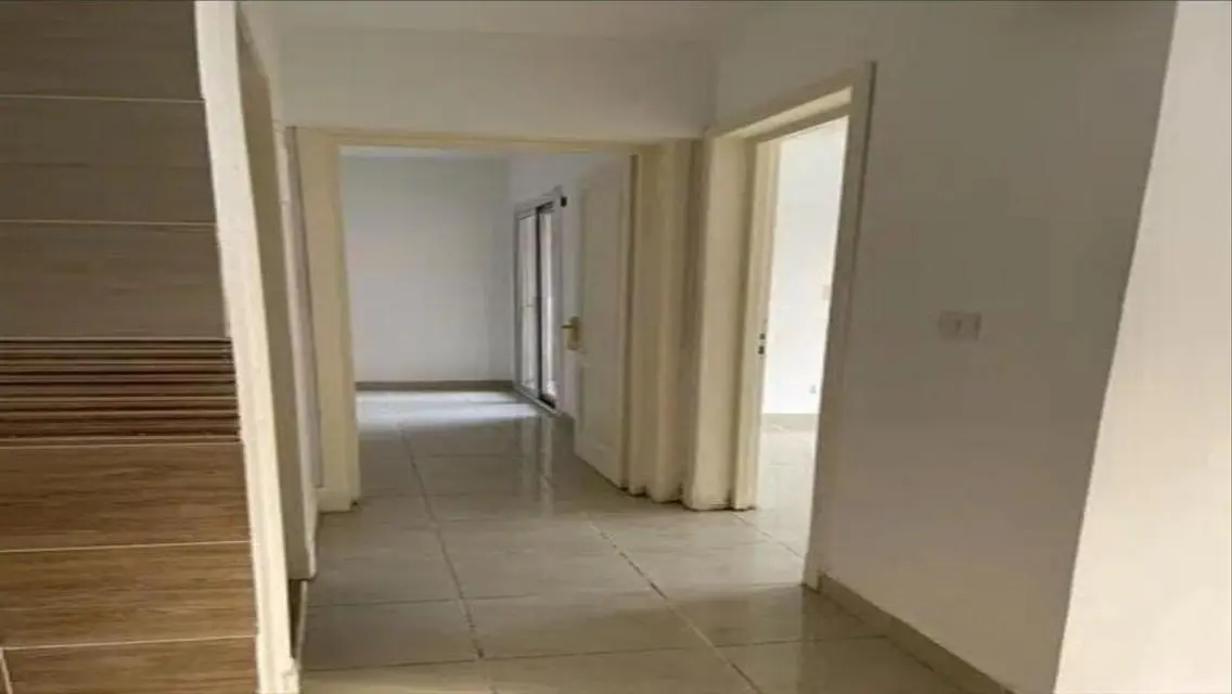 شقة مفروشة للإيجار في موقع متميز