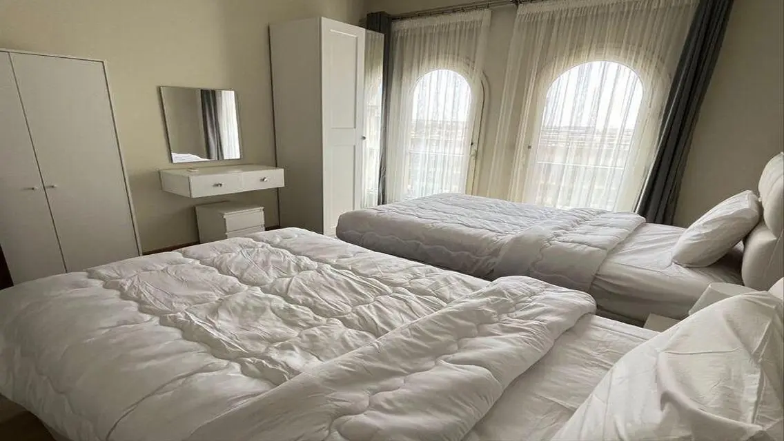 apartment for rent in 90 Avenue Compound         .