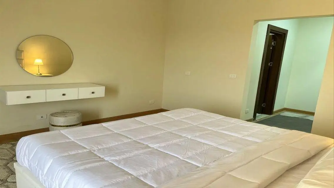 apartment for rent in 90 Avenue Compound         .