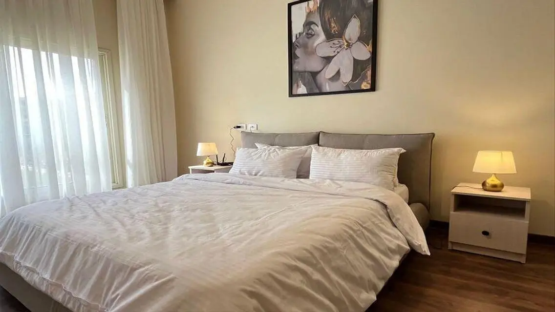 furnished apartment for rent in 90 Avenue Compound