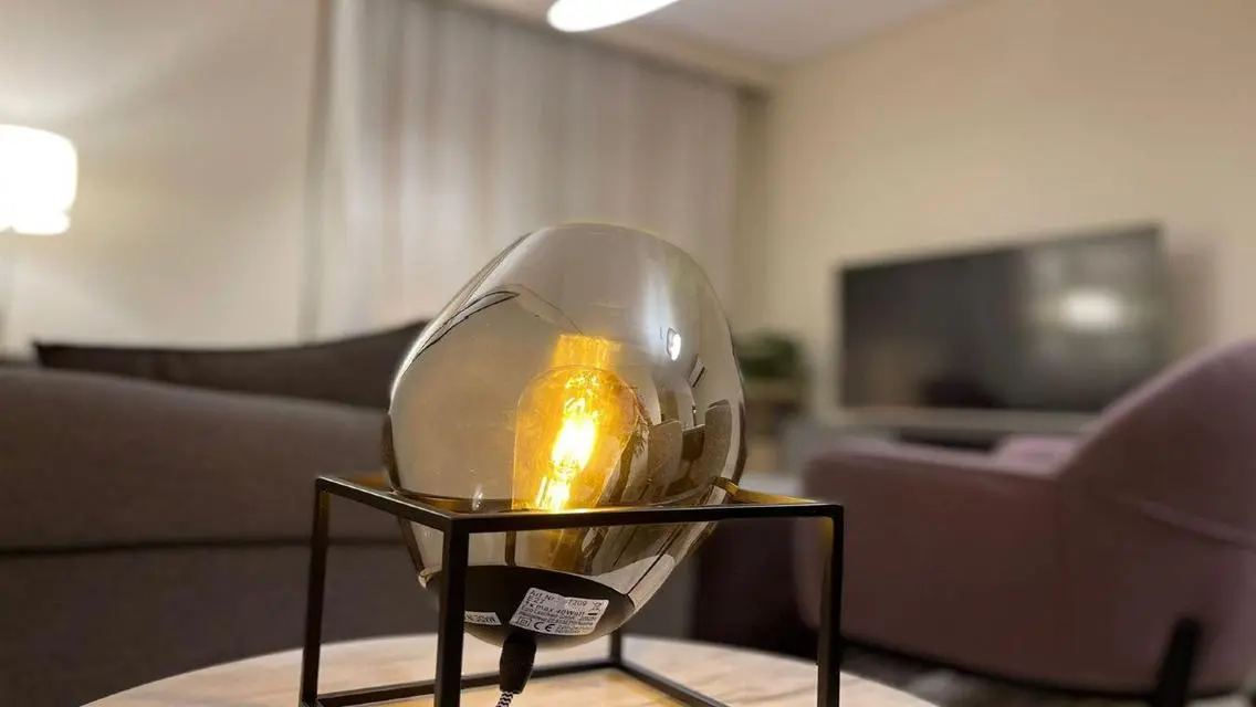 Fully Furnished Apartment for rent in 90 avenue  .