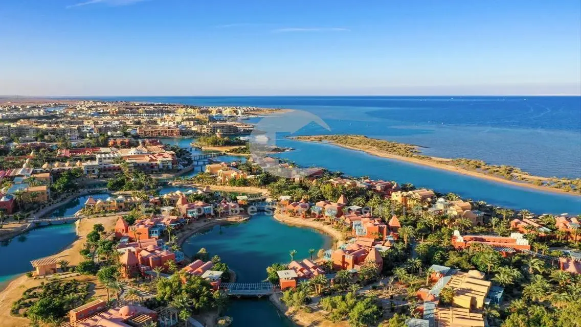 OWN A FINISHED VILLA, VERY CLOSE TO THE BEACH 0%DP