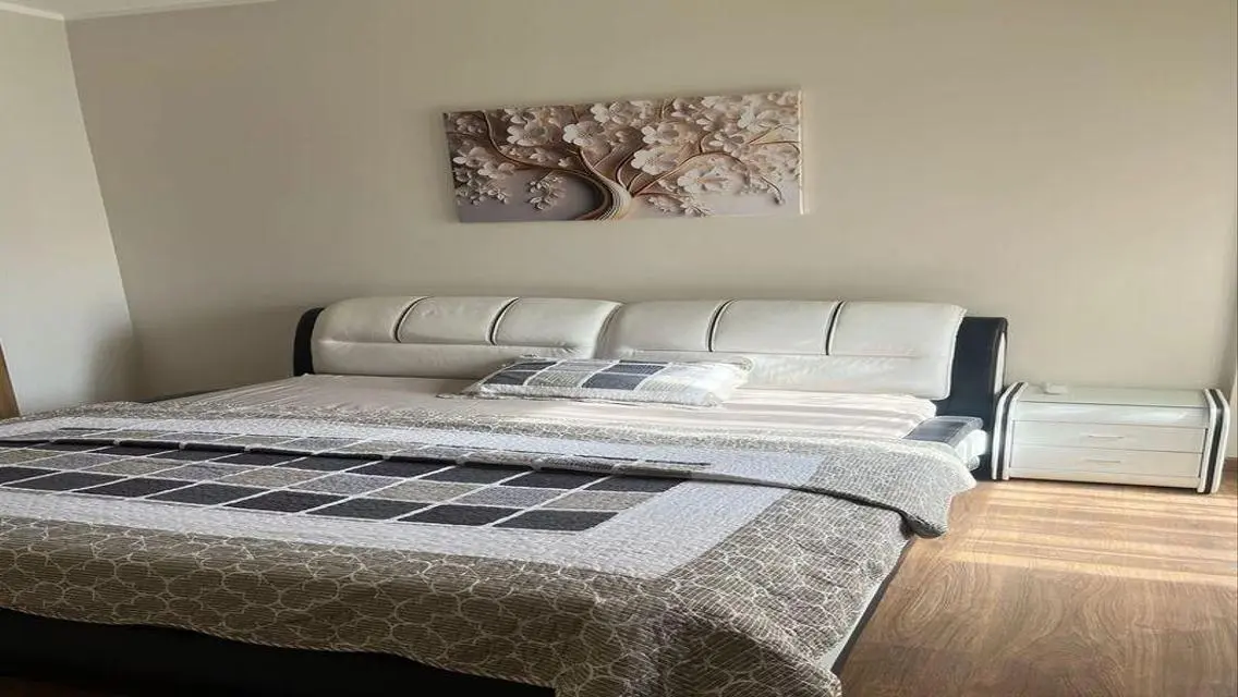 furnished apartment for rent in 90 Avenue Compound